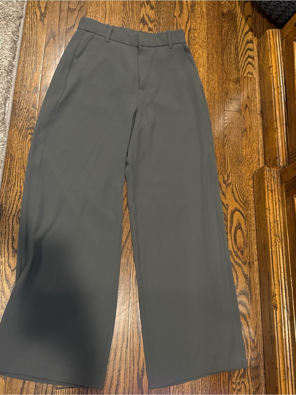 Women’s Wide-Leg Dress Pants in Charcoal Gray